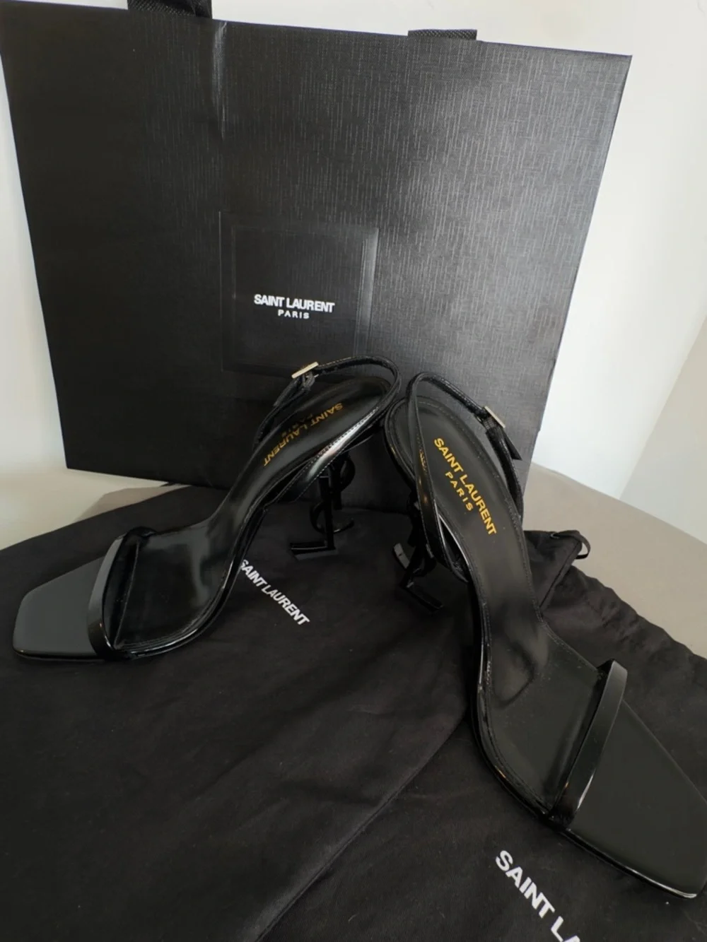 Saint Laurent Black Patent Monogram-Heel Slingback Sandals - Picture 7 of 10